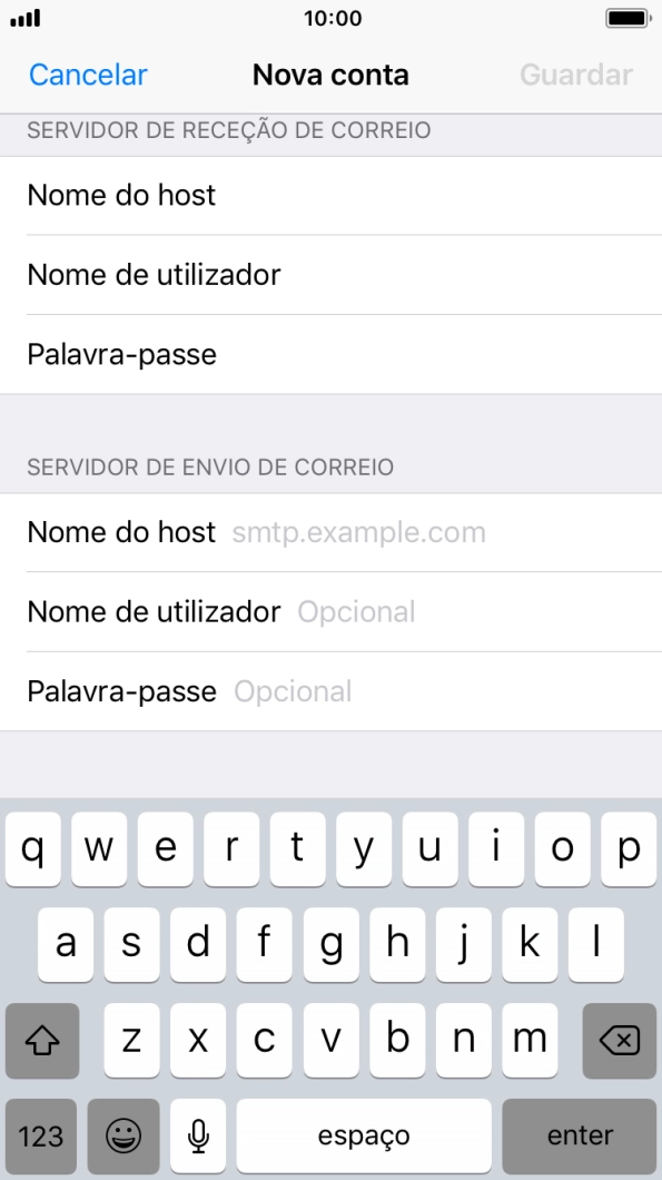Prima Nome do host e introduza o nome do servidor de envio do fornecedor de e-mail.