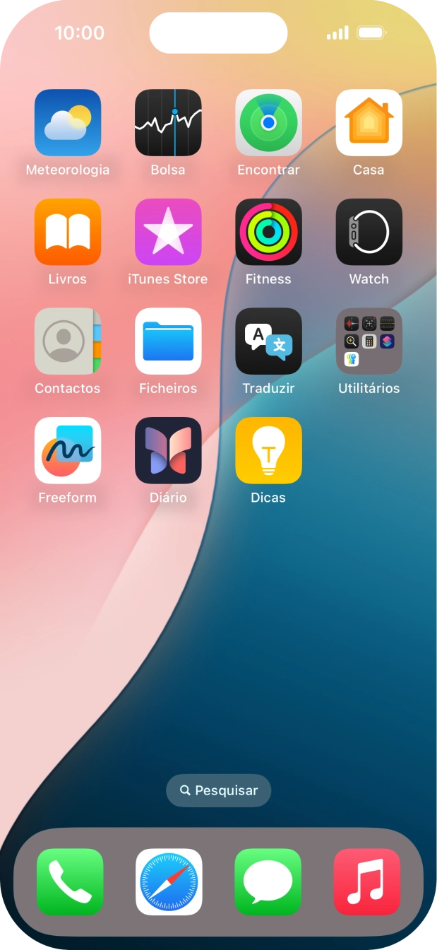 Prima em qualquer ponto do ecrã inicial e mantenha premido um instante.