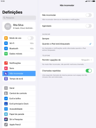 Prima o indicador junto a 