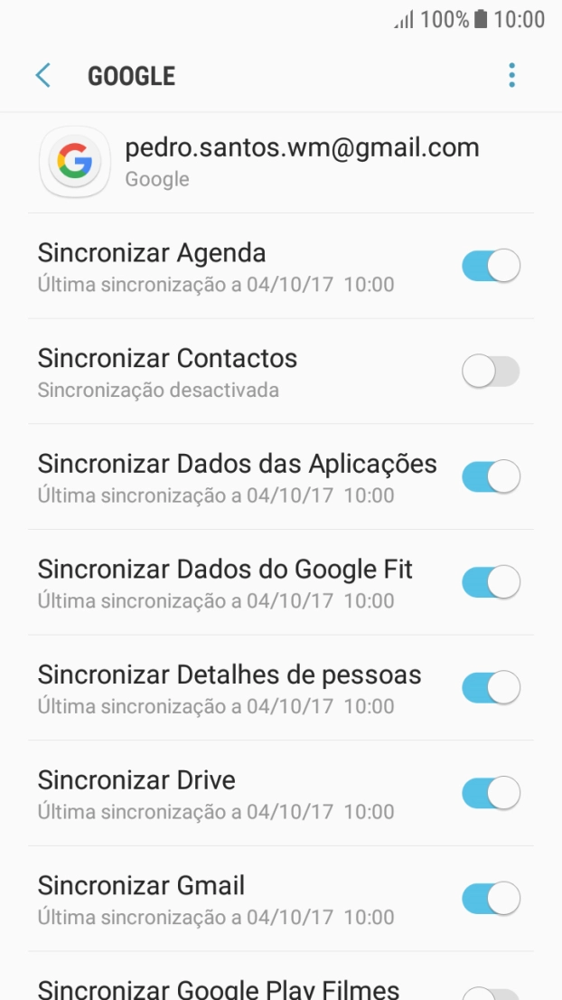 Prima o indicador junto a 