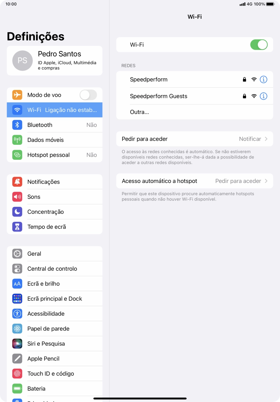Prima a rede Wi-Fi pretendida e introduza a password da rede Wi-Fi.