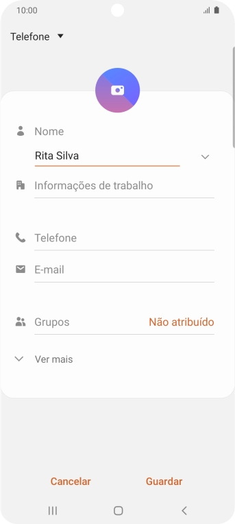 Prima Telefone e introduza o número de telefone pretendido.
