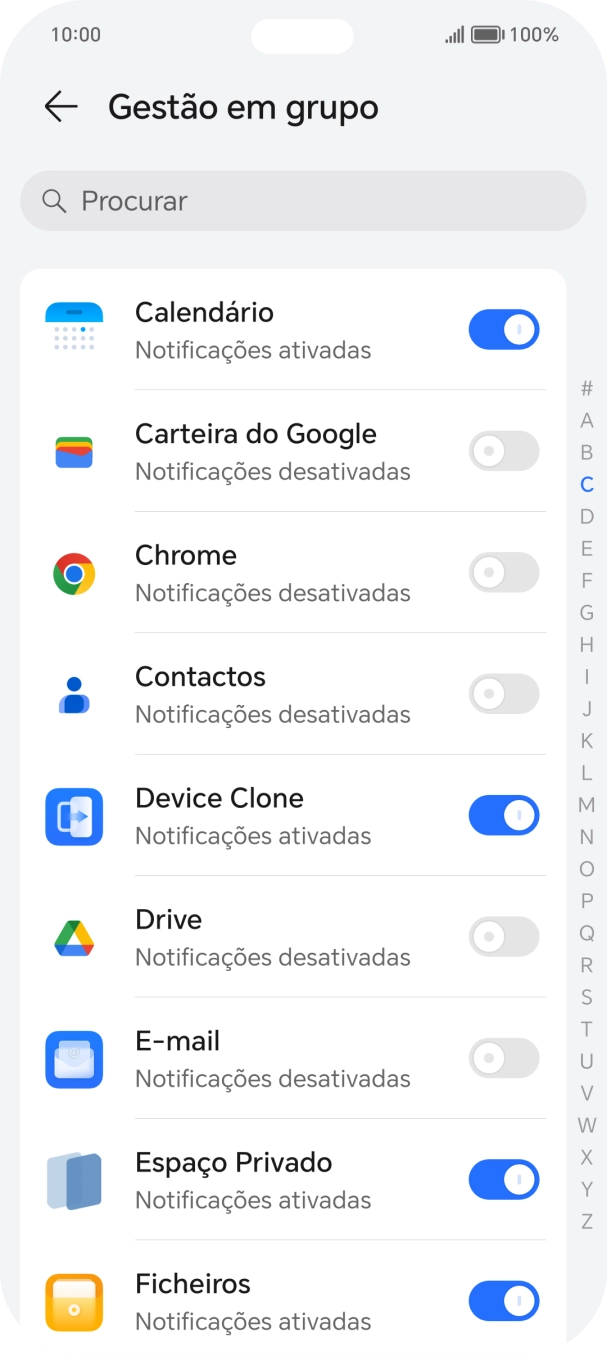 Prima o indicador junto às apps pretendidas para ativar ou desativar a função.