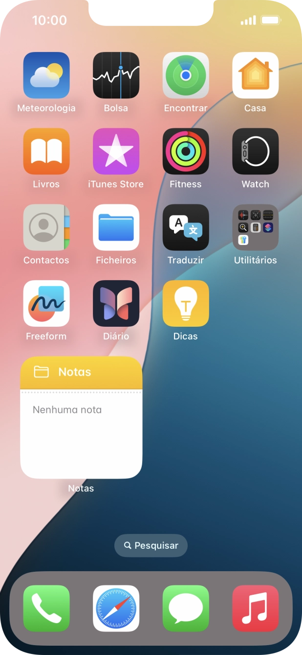 Se utilizar uma pilha de widgets: Deslize o dedo para cima ou para baixo na pilha para escolher o widget pretendido.