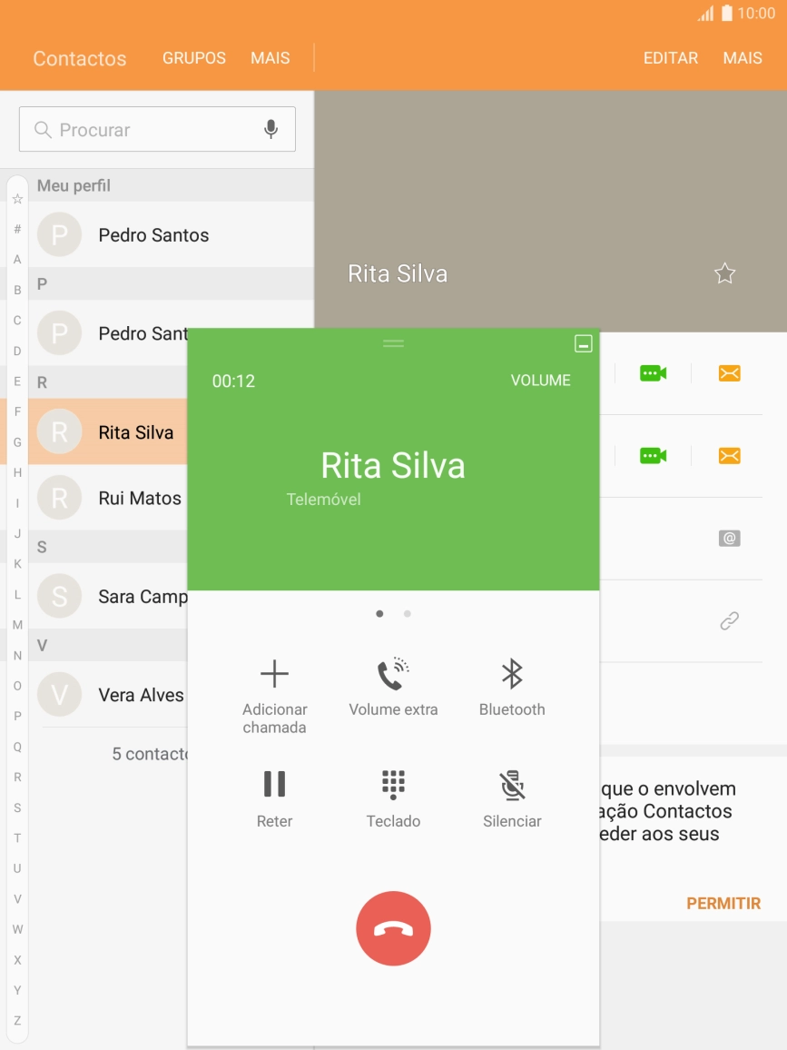 Prima o ícone para terminar a chamada.
