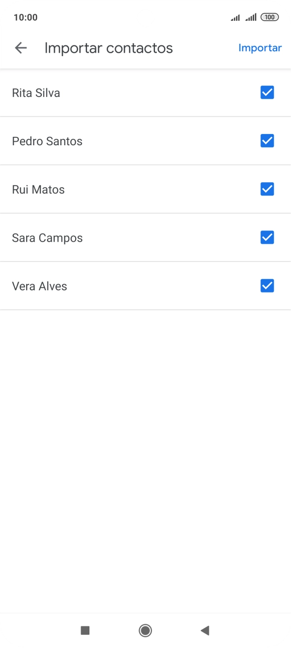 Prima os campos junto dos contactos pretendidos.