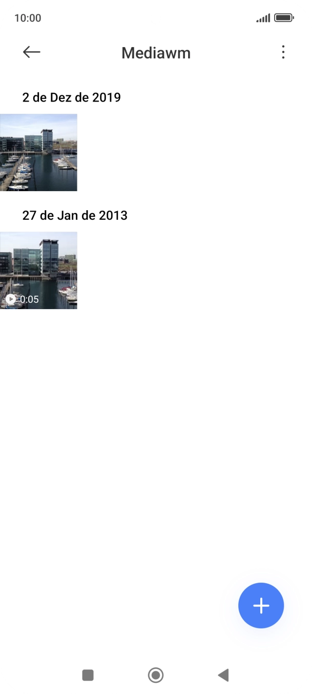 Prima durante um momento uma imagem ou um vídeo.