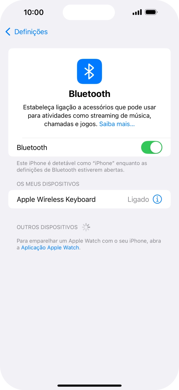 Para voltar ao ecrã inicial, deslize o dedo de baixo para cima a partir da base do ecrã.