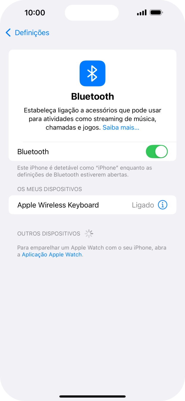 Para voltar ao ecrã inicial, deslize o dedo de baixo para cima a partir da base do ecrã.