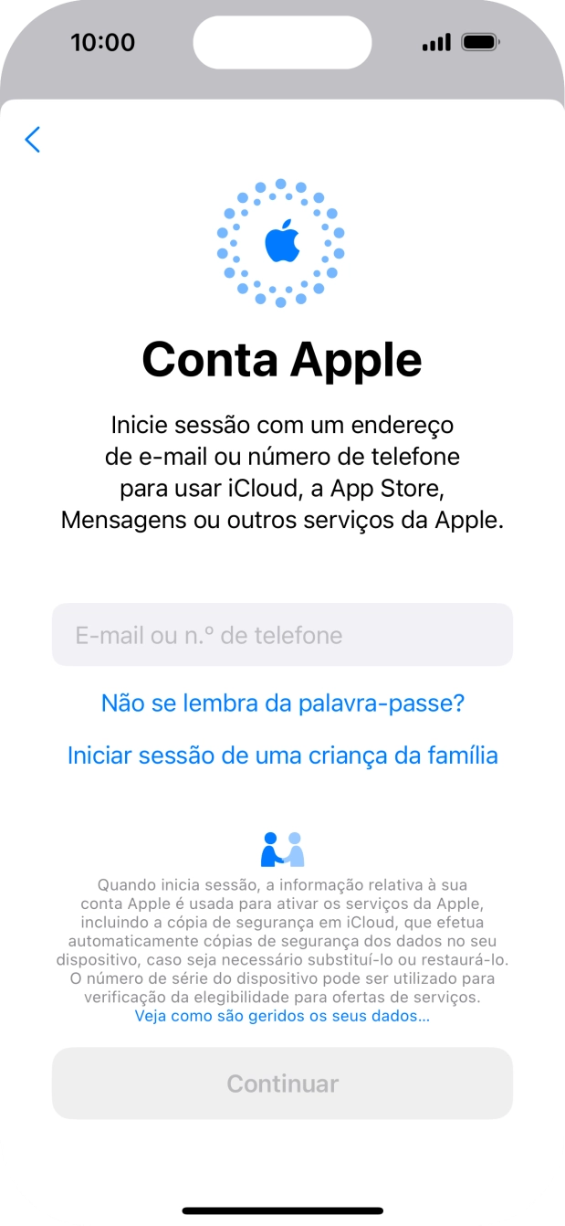 Prima E-mail ou n.º de telefone e introduza o nome de utilizador do seu ID Apple.