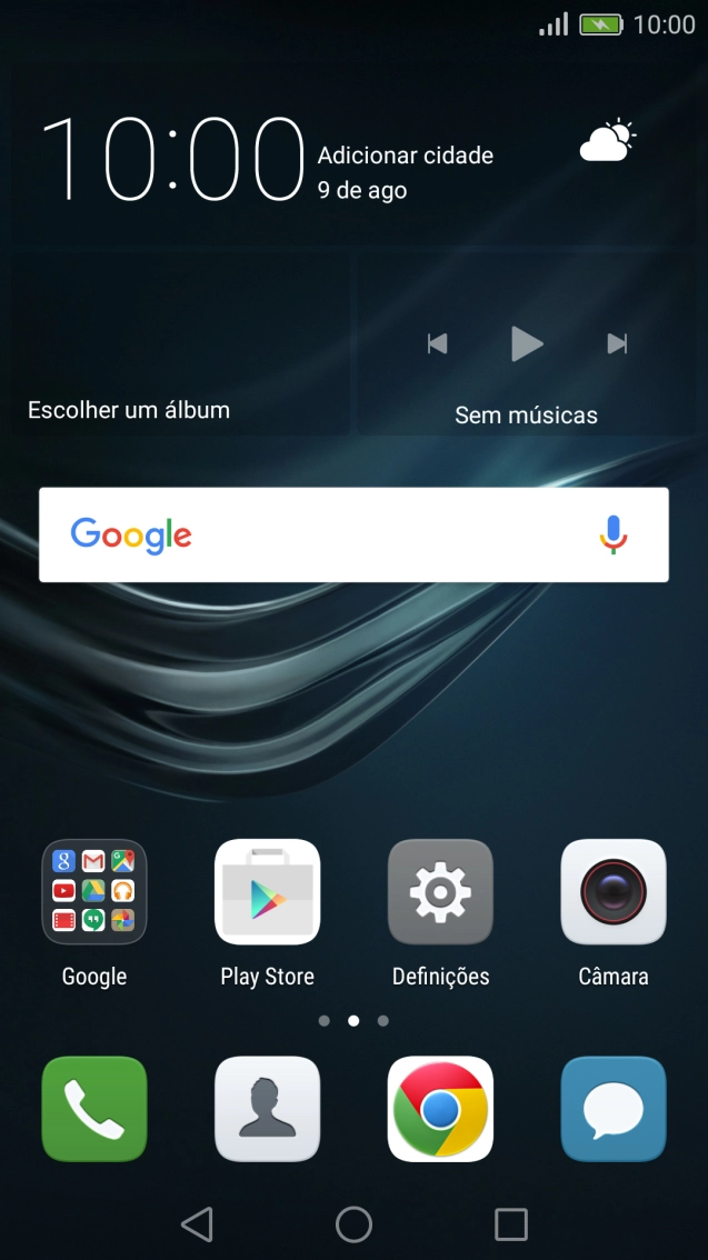 Quando o ícone de bateria em carregamento for mostrado no ecrã, a bateria está em carregamento.