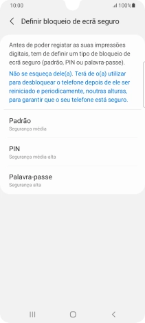 Prima o código de bloqueio do telefone pretendido e siga as indicações no ecrã para estabelecer um código de bloqueio adicional.