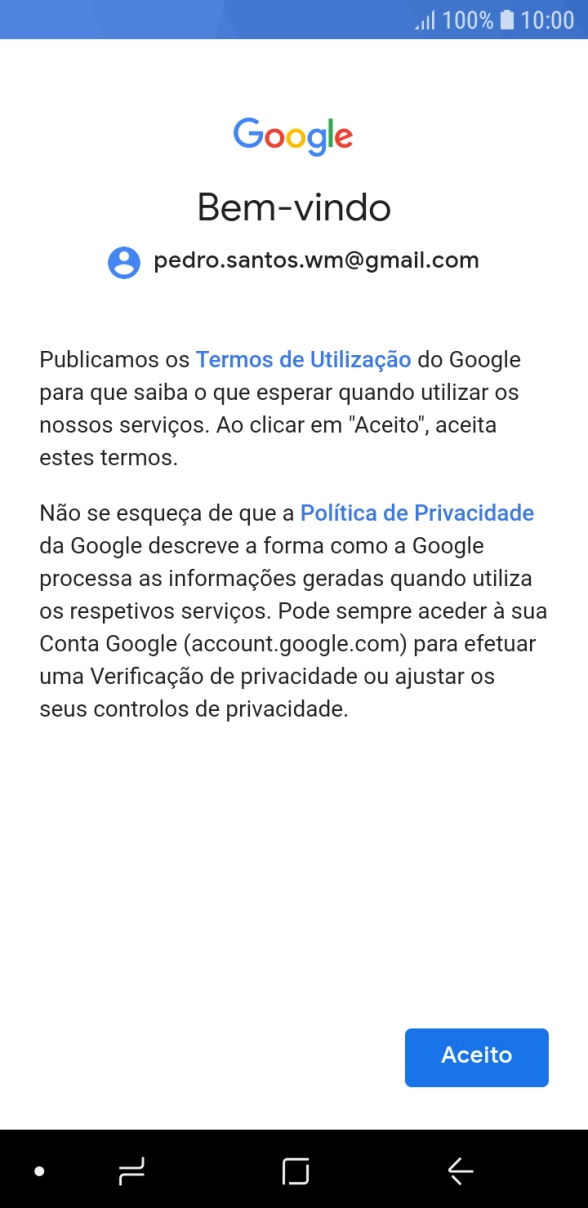 Prima Aceito e siga as indicações no ecrã para escolher as definições da conta Google.