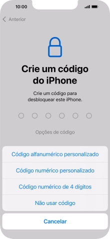 Siga as indicações no ecrã para ativar a utilização do código de bloqueio do telefone ou prima Não usar código.