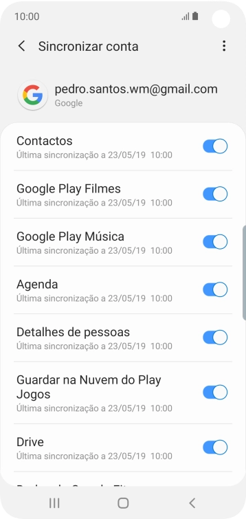Prima a tecla de início para terminar e voltar ao ecrã inicial.