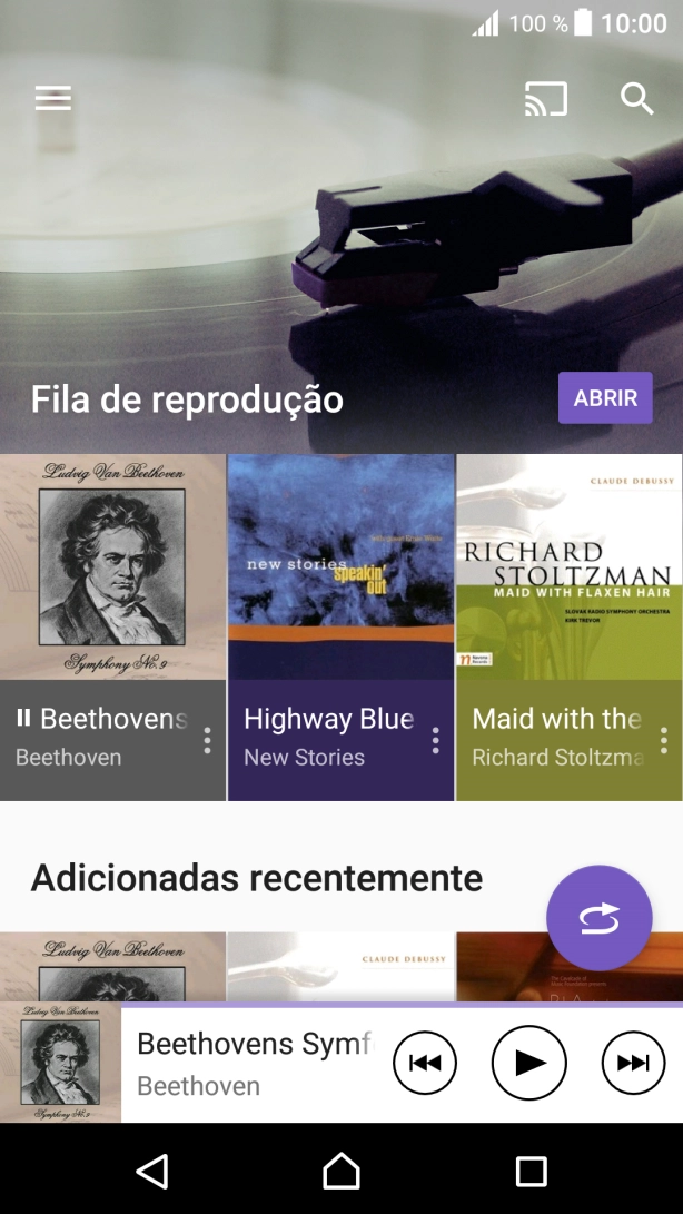 Deslize o dedo sobre o ecrã da esquerda para a direita.