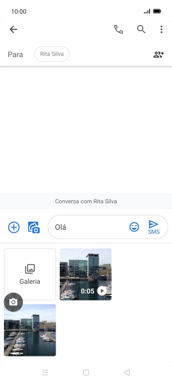 Prima Galeria e vá até à pasta pretendida.