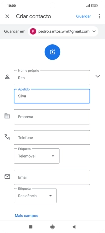 Prima Telefone e introduza o número de telefone pretendido.