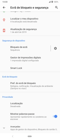Prima Bloqueio de ecrã e introduza o código de bloqueio do telefone atual.