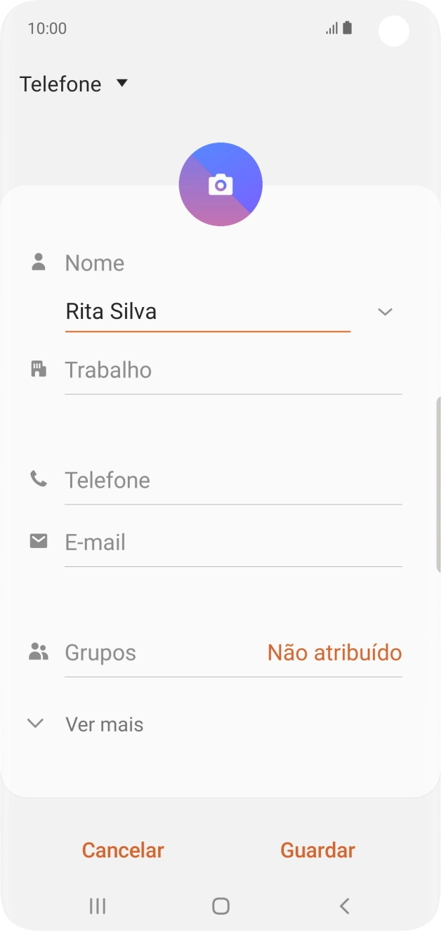 Prima Telefone e introduza o número de telefone pretendido.