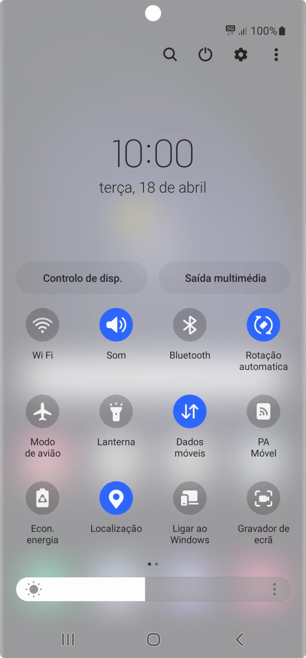 Prima o ícone de definições.