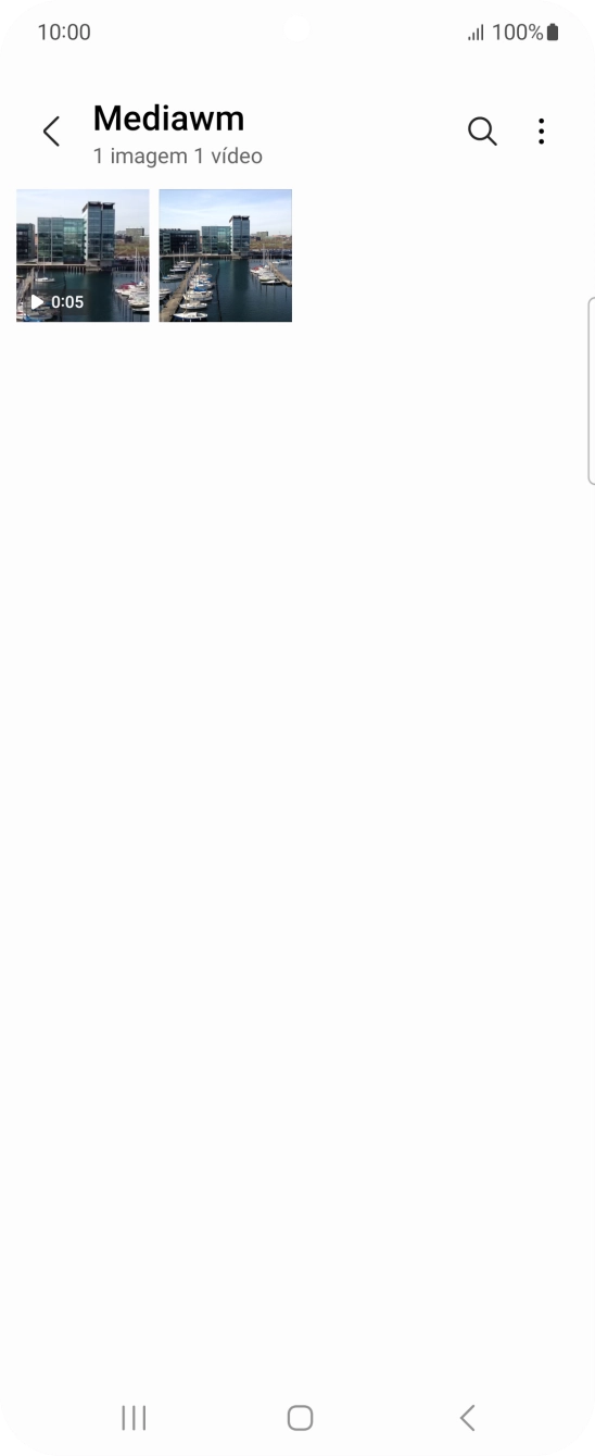 Prima durante um momento uma imagem ou um clipe de vídeo.