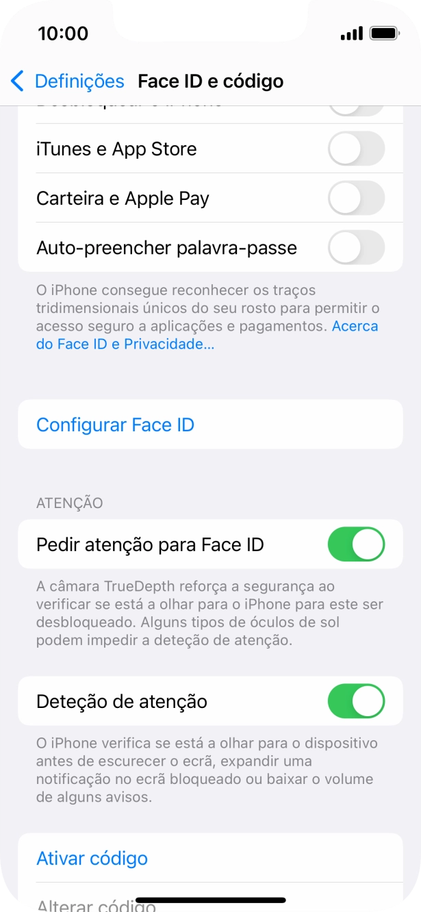 Prima Ativar código e introduza um código de bloqueio do telefone à escolha duas vezes de seguida.