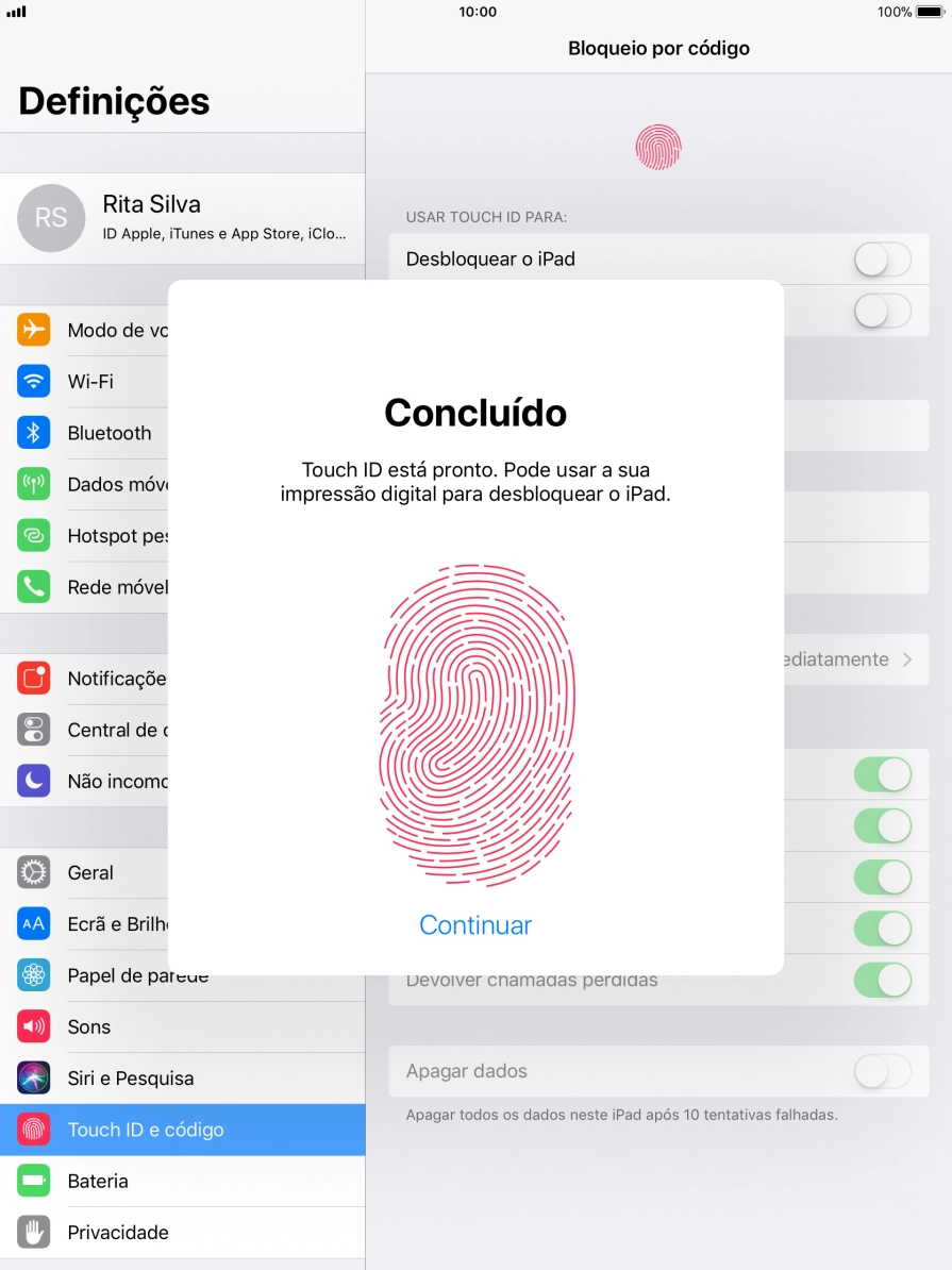 Prima Continuar. Se ainda não tiver escolhido um código de bloqueio, introduza um código à escolha duas vezes de seguida.