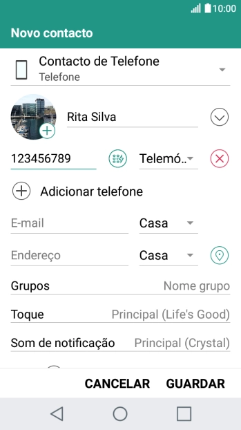 Prima a lista suspensa junto do número de telefone.