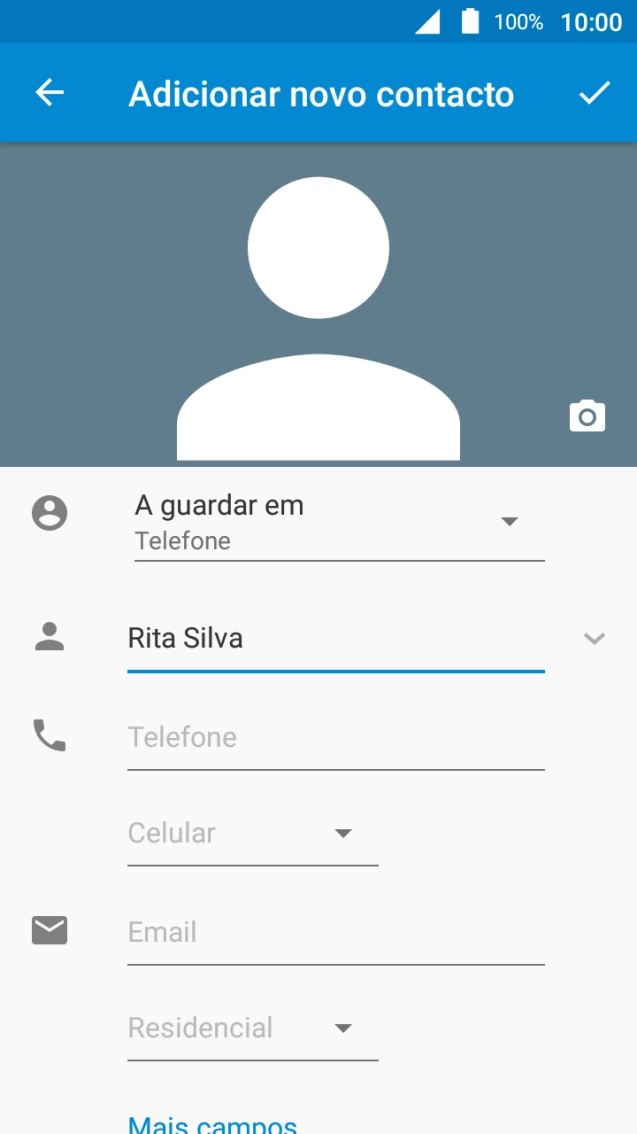 Prima Telefone e introduza o número de telefone pretendido.