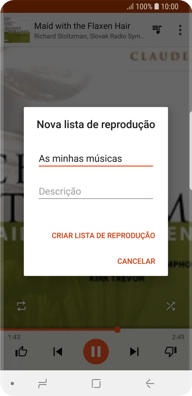 Introduza o nome pretendido para a lista de reprodução e prima CRIAR LISTA DE REPRODUÇÃO.