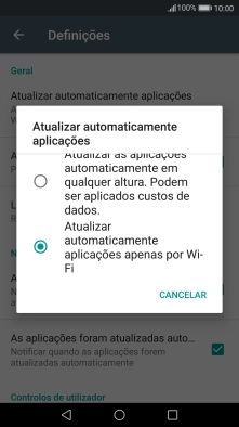 Prima Atualizar automaticamente aplicações apenas por Wi-Fi para ativar a função.