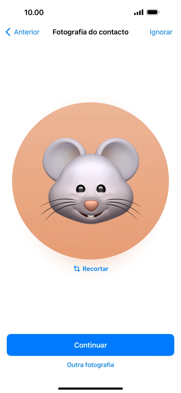 Siga as indicações no ecrã para ajustar a fotografia escolhida e prima Continuar.
