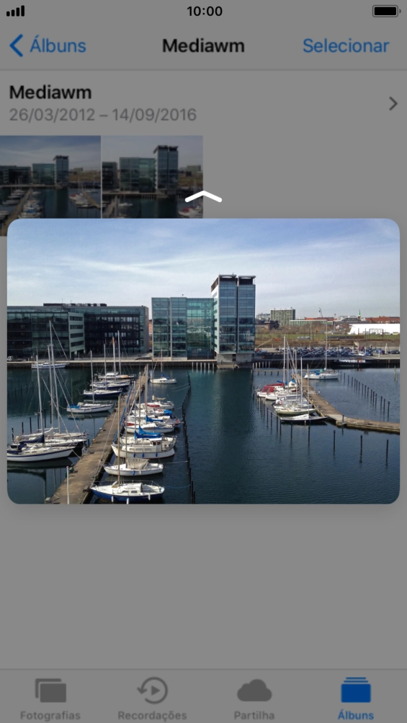 Arraste a imagem para cima.