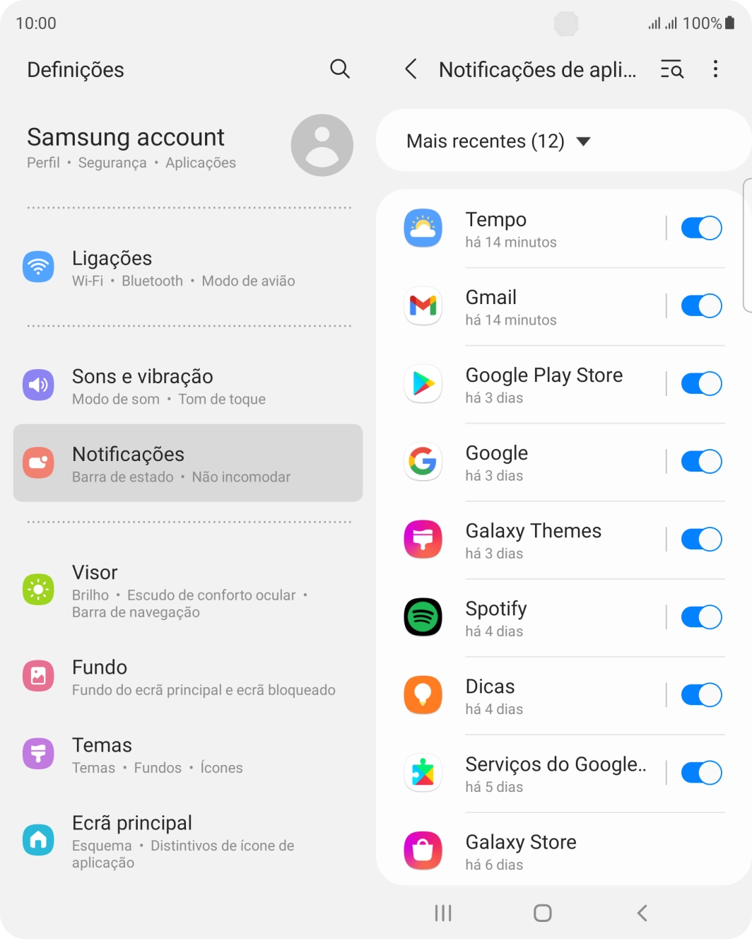 Prima a lista suspensa.