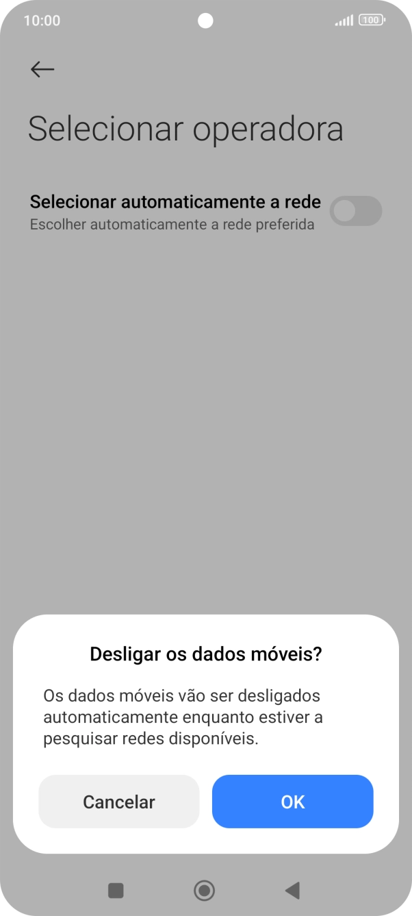 Prima OK e aguarde enquanto o telefone procura as redes.