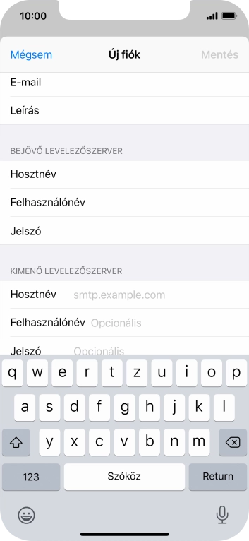 Kattints a Hosztnév mezőre, és írd be az e-mail szolgáltatód kimenő szerverének a nevét.
