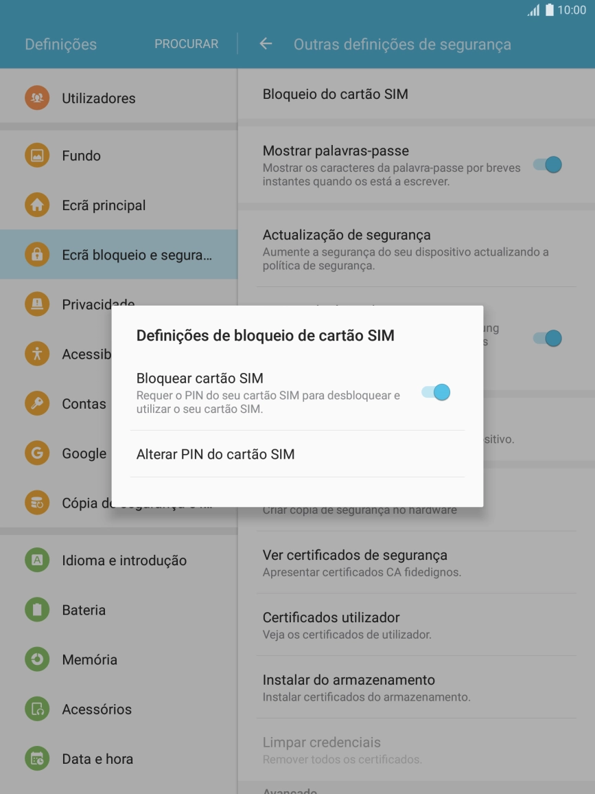 Prima Bloquear cartão SIM para ativar ou desativar a função.