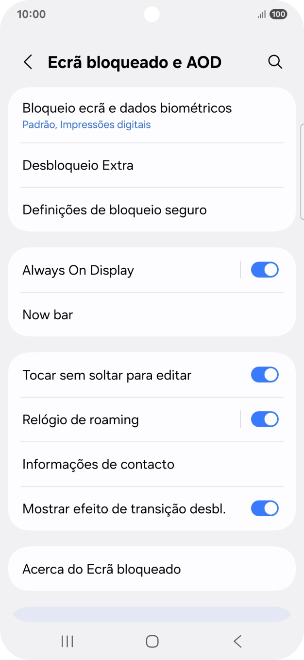 Prima Bloqueio ecrã e dados biométricos e introduza o código adicional de bloqueio do telefone que criou anteriormente.