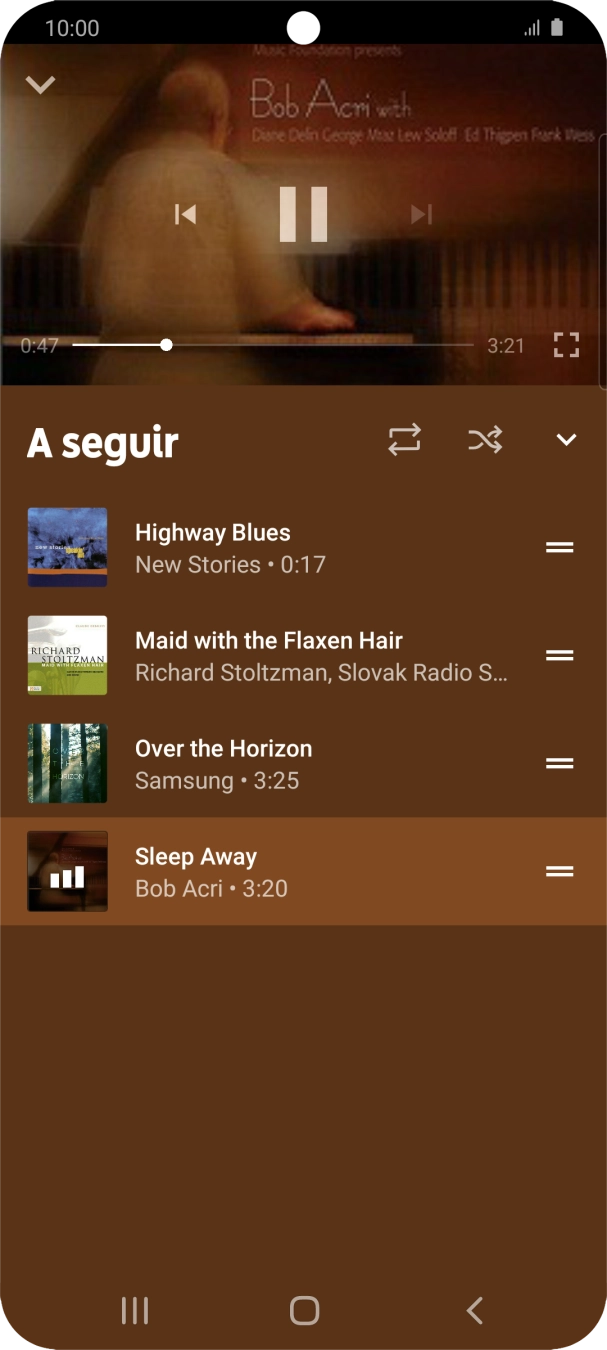 Prima o ícone de reprodução contínua para ativar ou desativar a função.