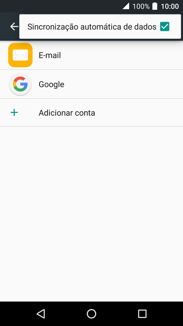 Prima Sincronizacão automática de dados para ativar ou desativar a função.