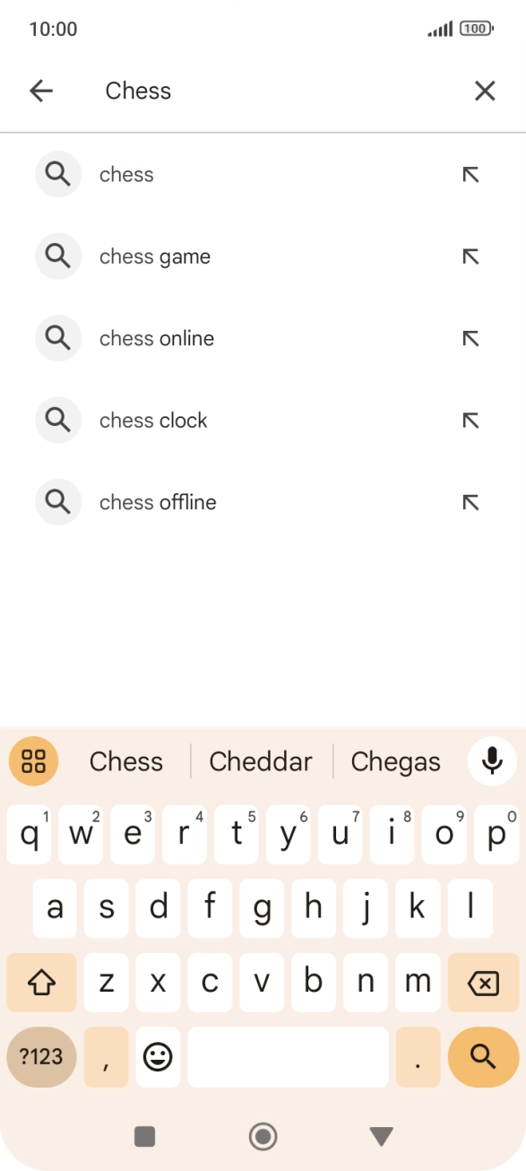 Introduza o nome ou categoria da app pretendida e prima o ícone para pesquisar.