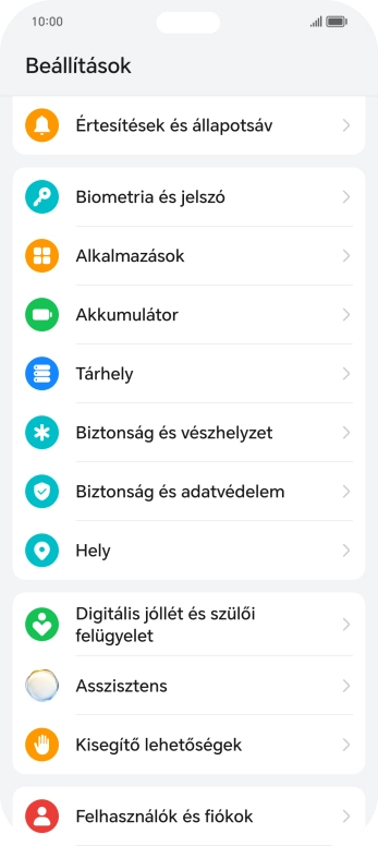 Válaszd a Felhasználók és fiókok lehetőséget.