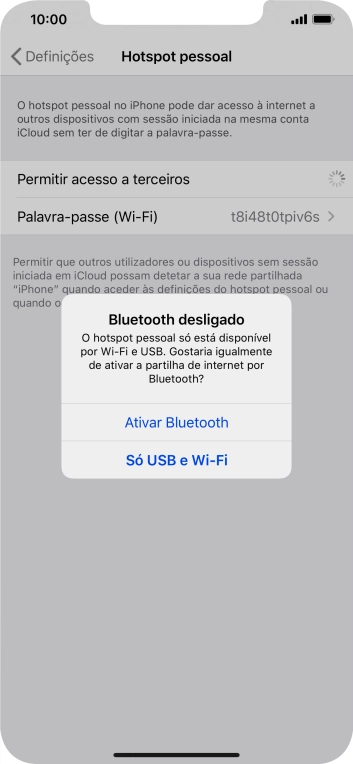 Se o Wi-Fi estiver ativado, prima Só USB e Wi-Fi .