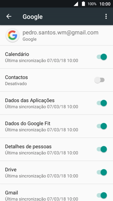 Prima o indicador junto a 