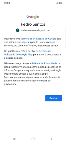 Prima Aceitar e siga as indicações no ecrã para escolher as definições da conta Google.