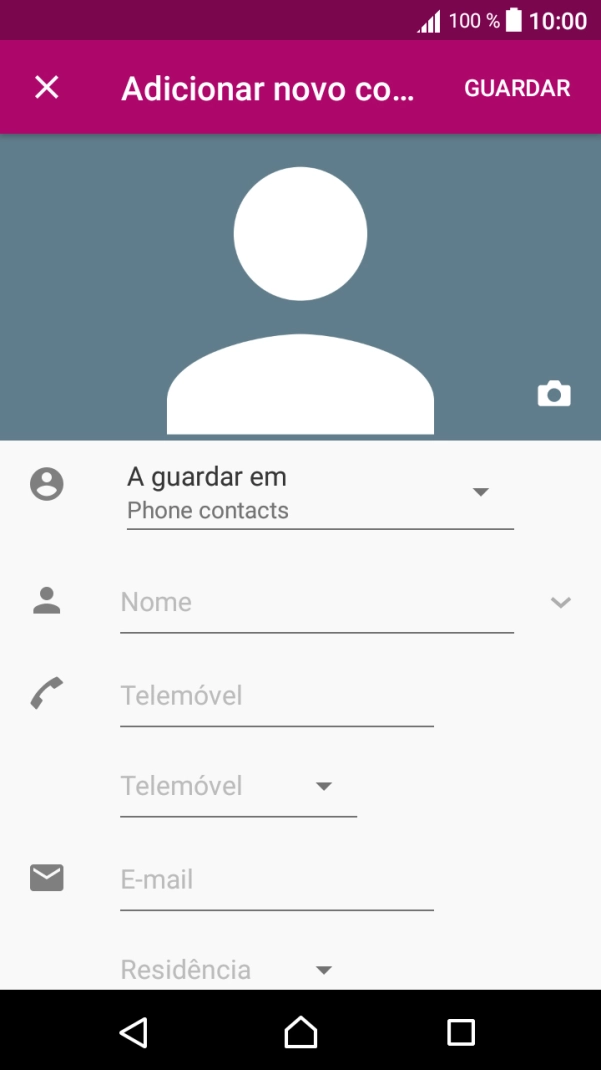 Prima a lista suspensa da lista de contactos.