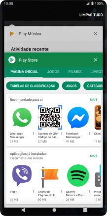 Para terminar uma aplicação em curso, deslize o dedo para a direita na aplicação pretendida.