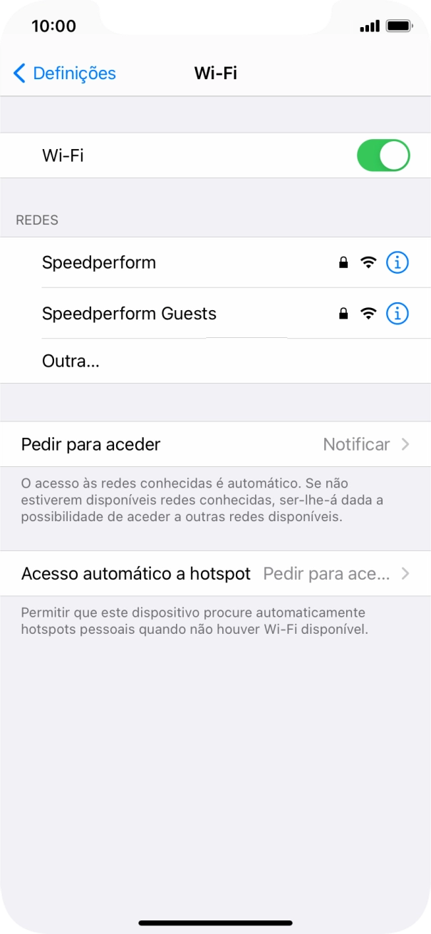 Prima a rede Wi-Fi pretendida e introduza a password da rede Wi-Fi.