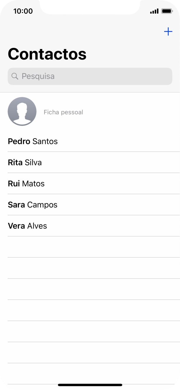 Prima o ícone de novo contacto.